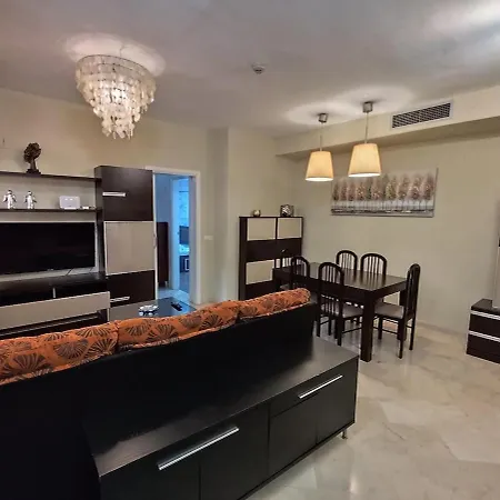 Patio Sevillano, Tu Oasis Urbano * إشبيلية