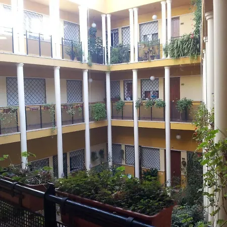 Apartment Patio Sevillano, Tu Oasis Urbano *